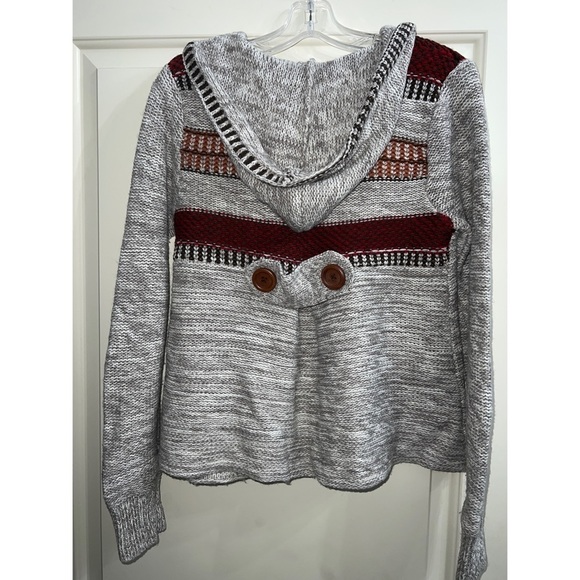 LIKE, LOVE TWO BUTTON SWEATER - SIZE L - Picture 4 of 5